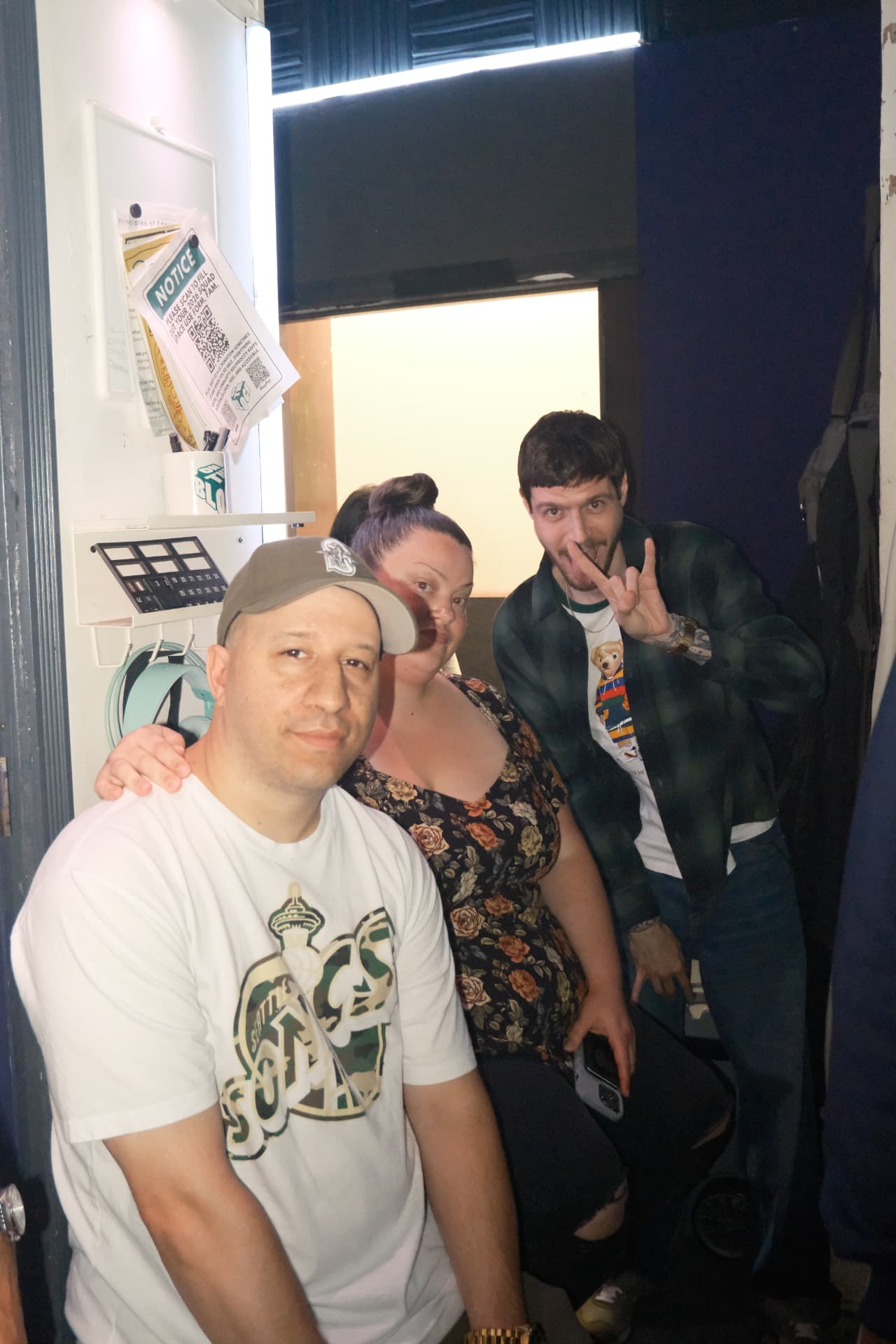 Listening Session 001 — photo 09