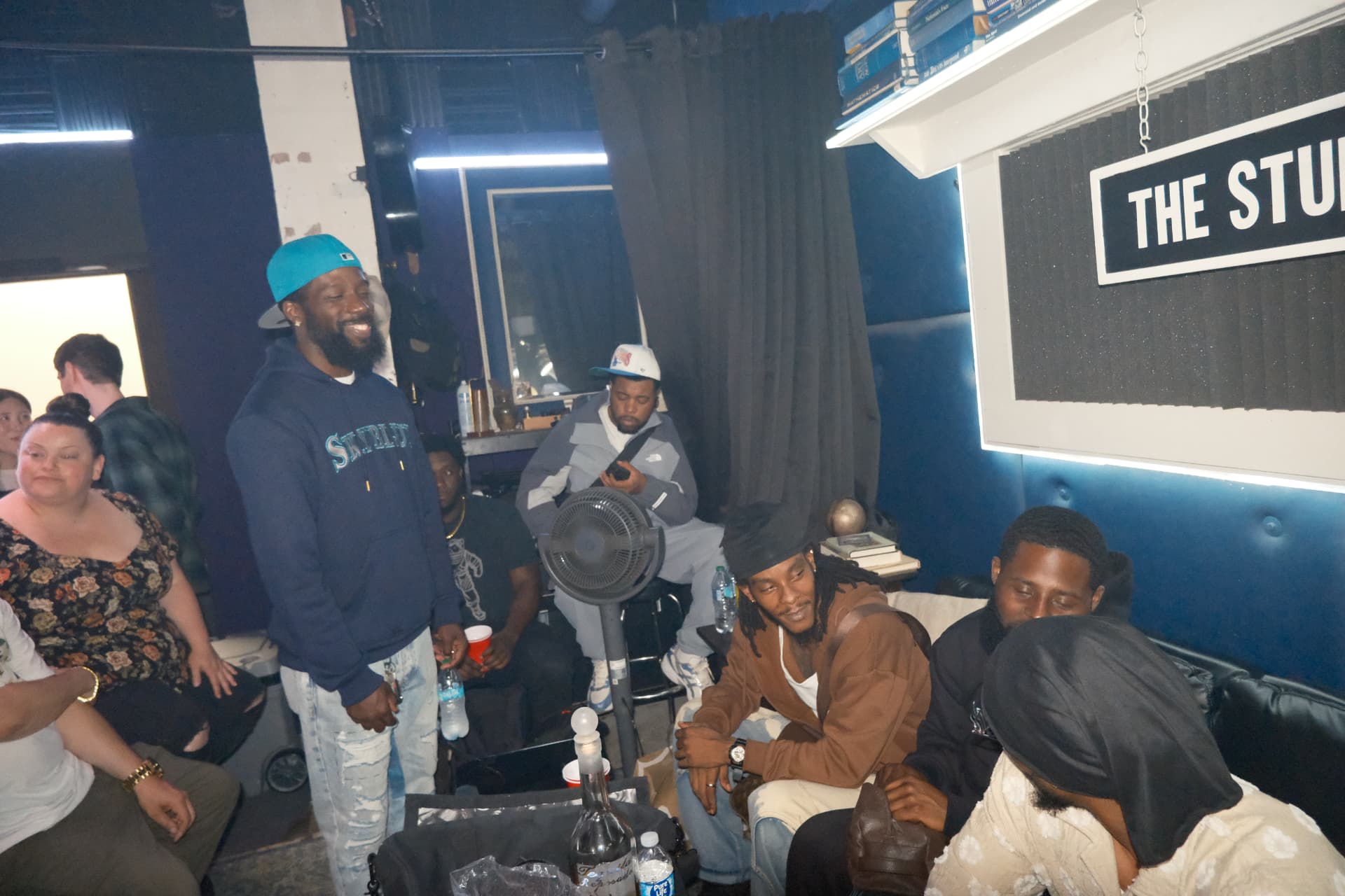 Listening Session 001 — photo 06