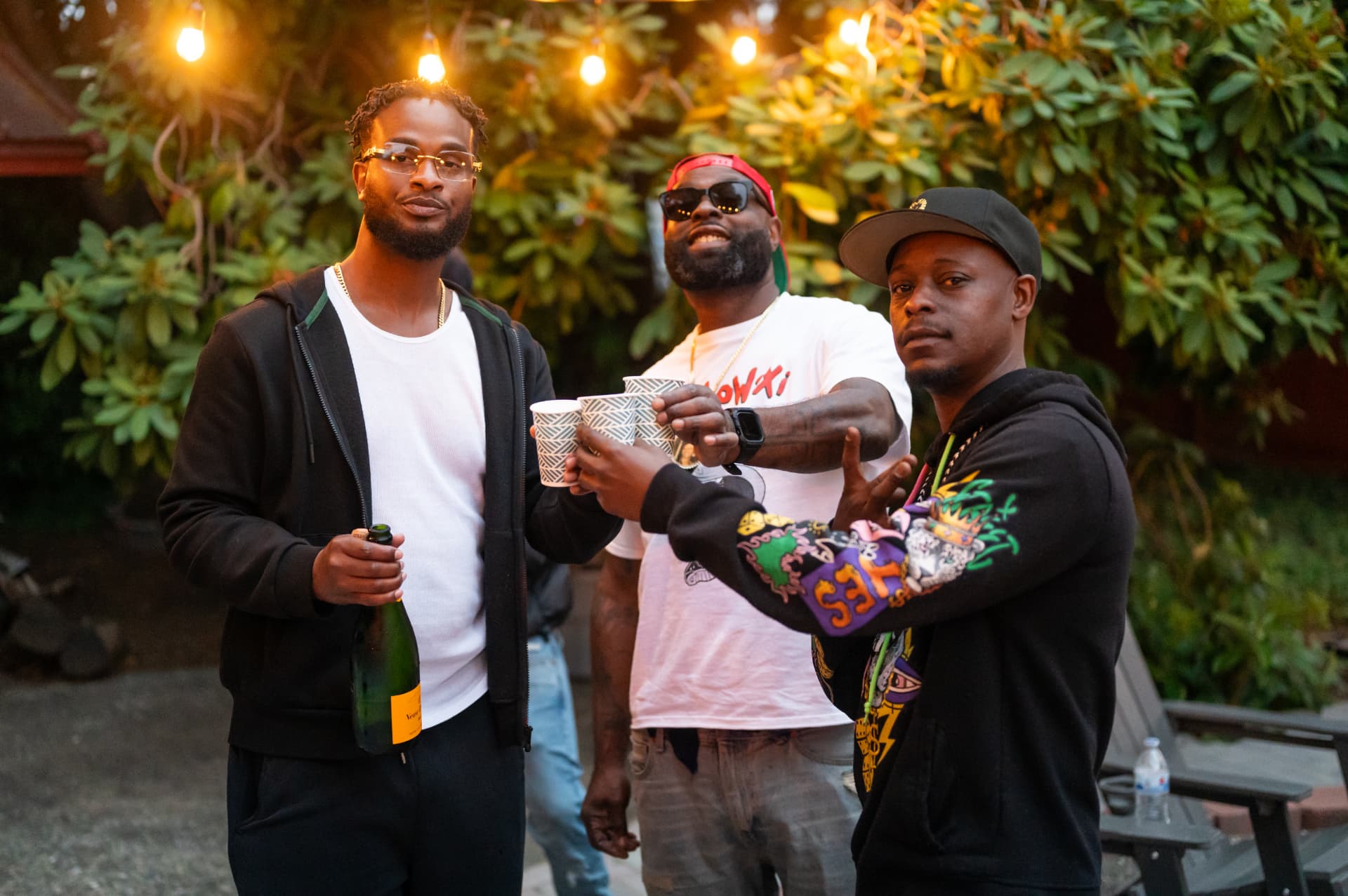 Listening Session 002 — photo 09